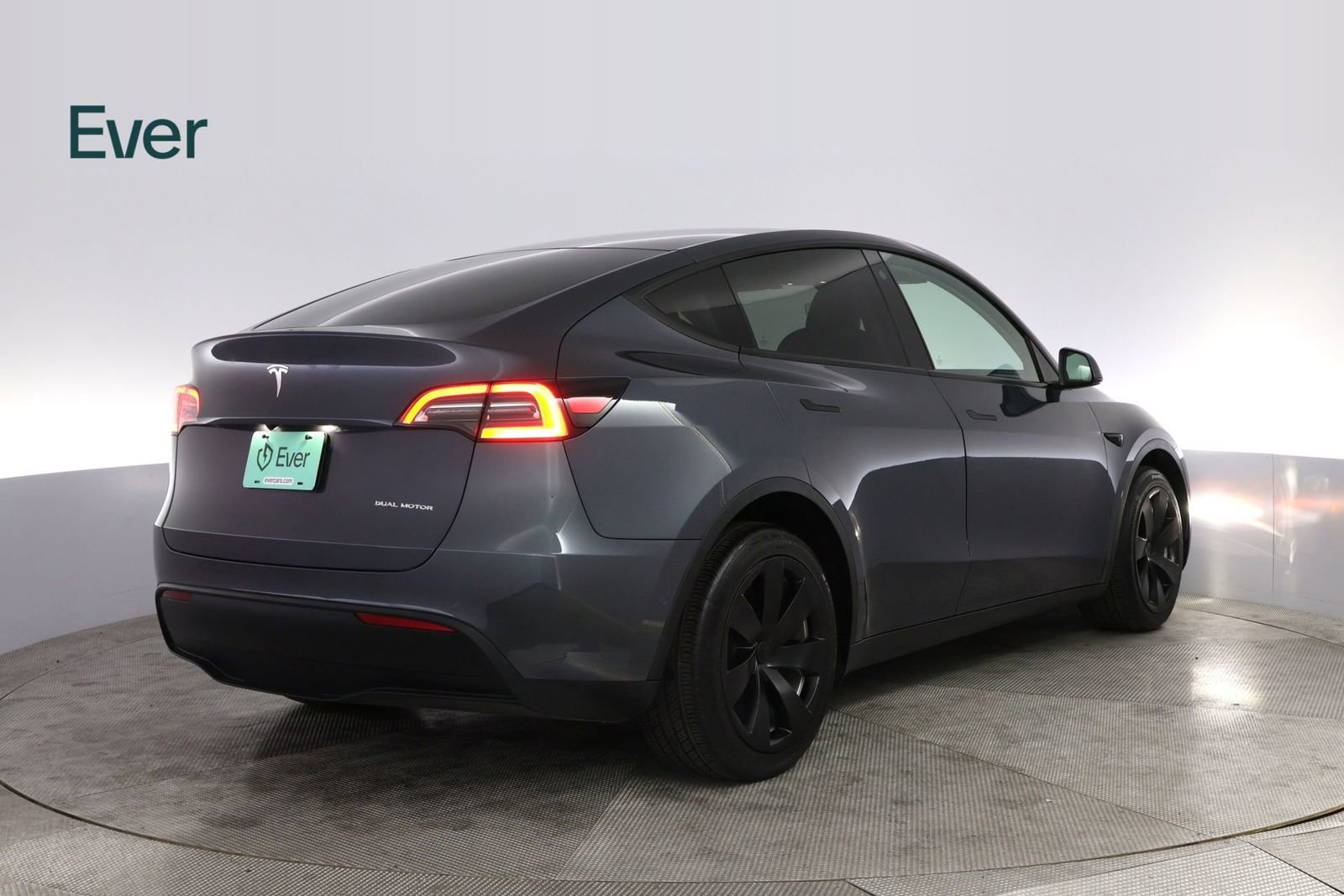 Used 2021 Tesla Model Y Long Range image 3