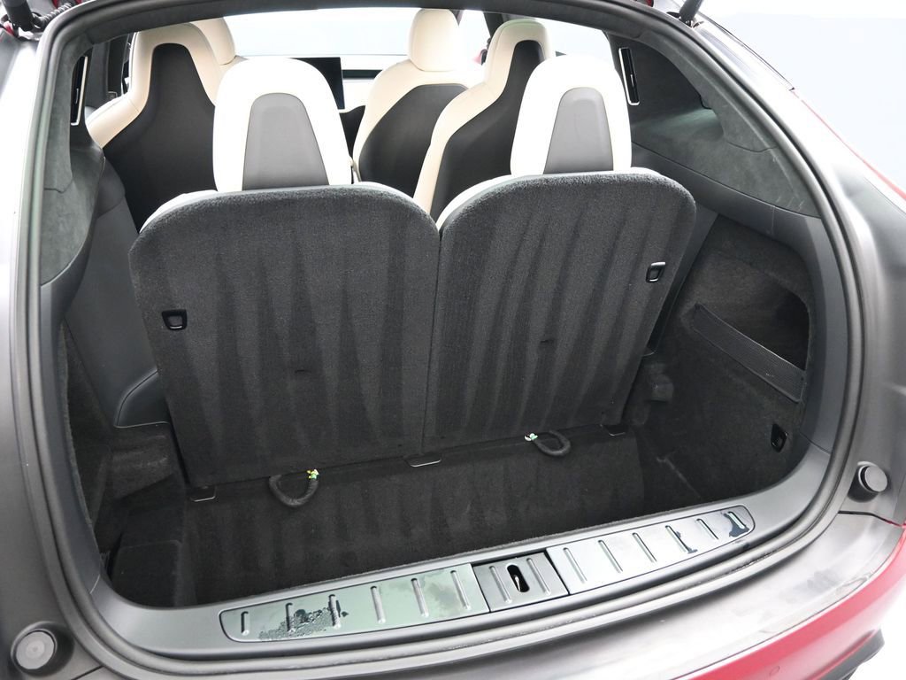 Used 2023 Tesla Model X Plaid image 39