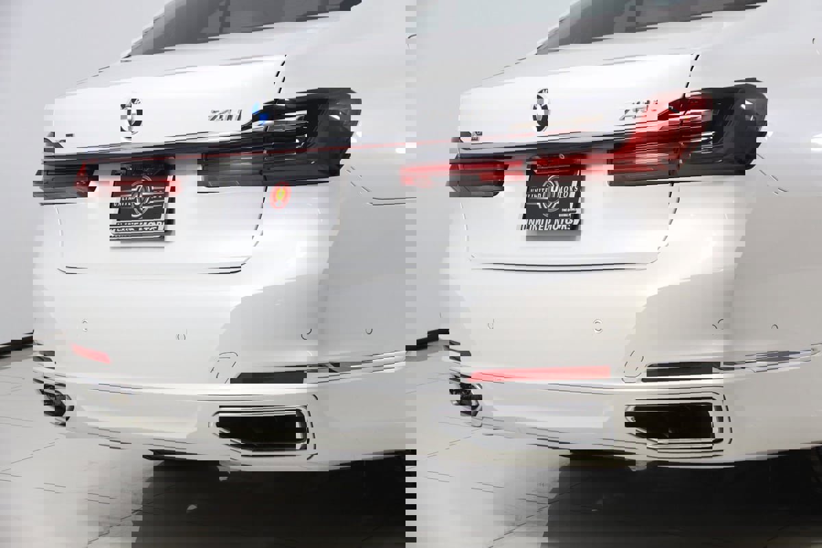 Used 2020 BMW 740i xDrive w/ Cold Weather Package image 53