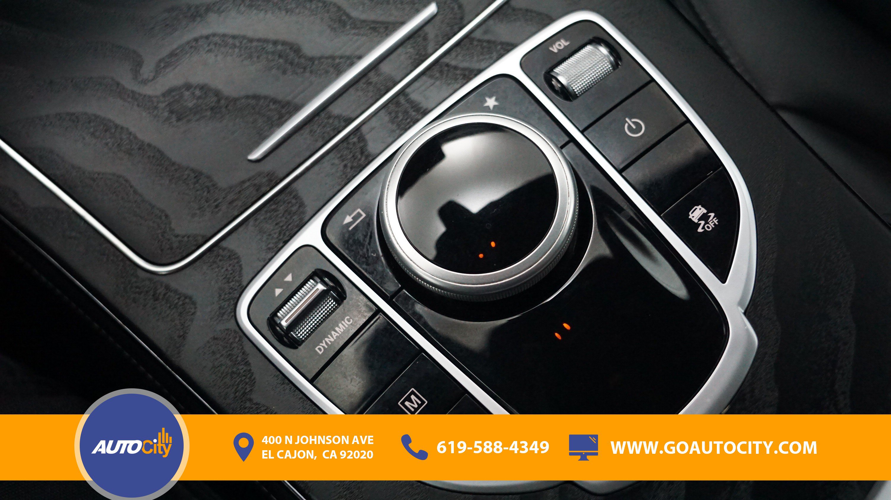Used 2019 Mercedes-Benz GLC 300 4MATIC image 24