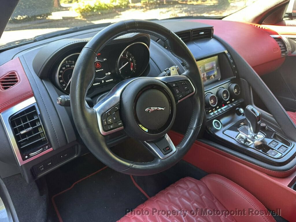 Used 2018 Jaguar F-TYPE SVR AWD/4WD image 18