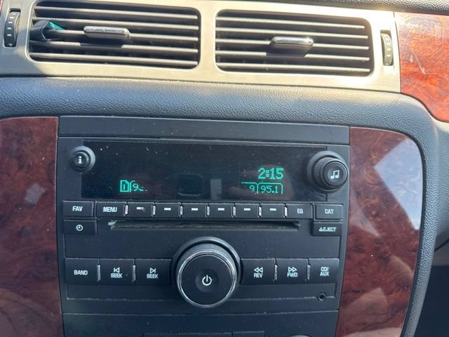 Used 2011 Chevrolet Avalanche LS w/ Convenience Package AWD/4WD image 15