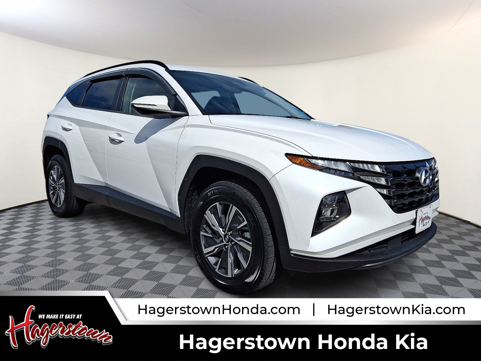 Used 2022 Hyundai Tucson Blue w/ Cargo Package AWD/4WD image 1