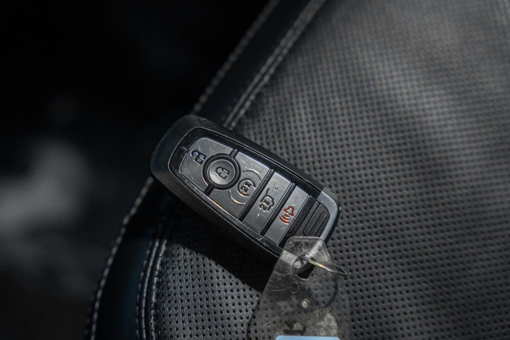 Used 2025 Ford Expedition Max Platinum image 59