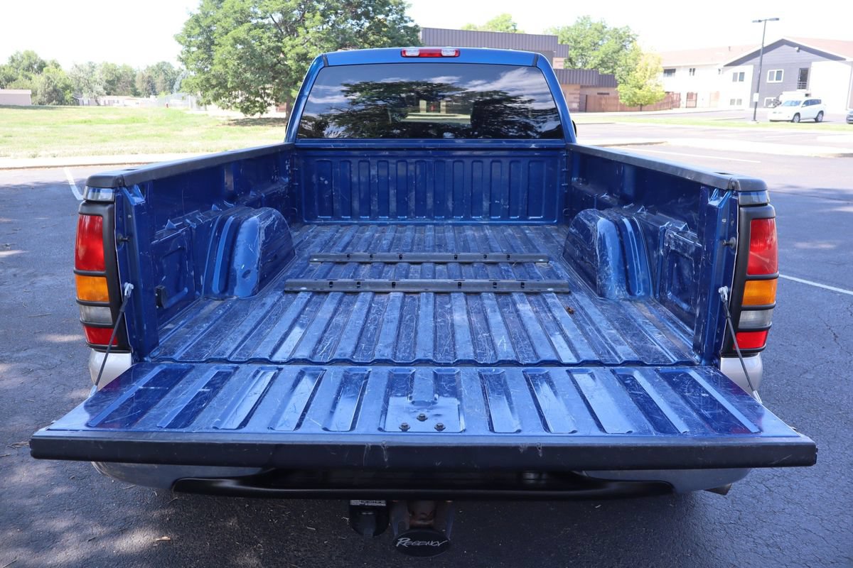 Used 2003 GMC Sierra 3500 SLE AWD/4WD image 13
