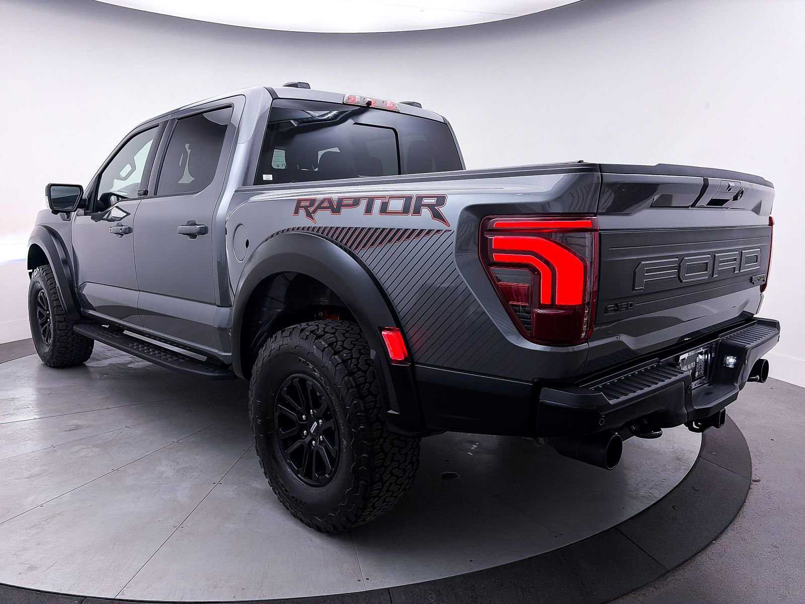 Used 2025 Ford F150 Raptor image 32