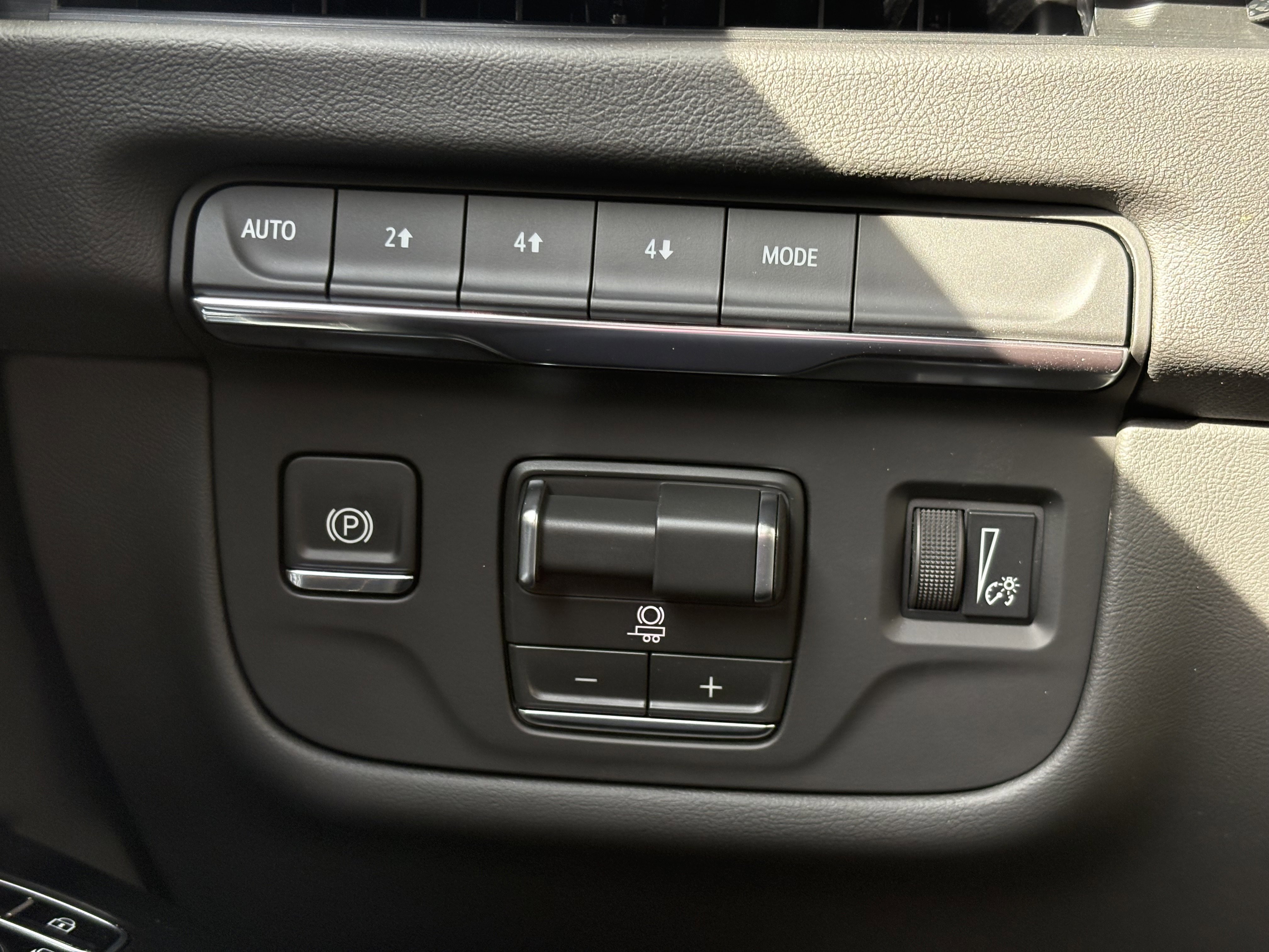 New 2026 Cadillac Escalade Luxury image 33