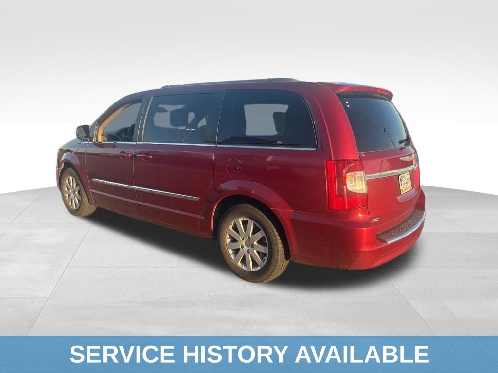 Used 2016 Chrysler Town & Country Touring image 6