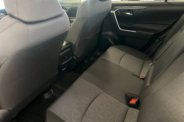 Used 2025 Toyota RAV4 XLE w/ Convenience Package AWD/4WD image 14