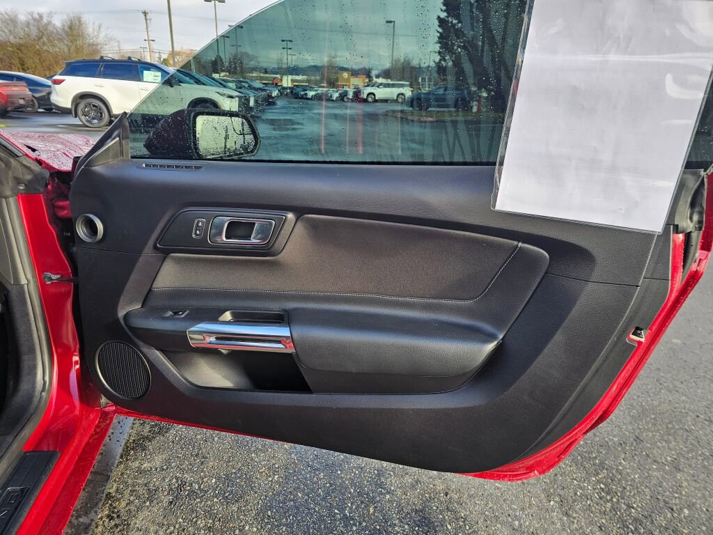 Used 2019 Ford Mustang GT image 11