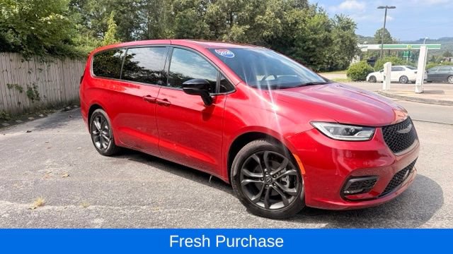 Used 2026 Chrysler Pacifica Select FWD image 21