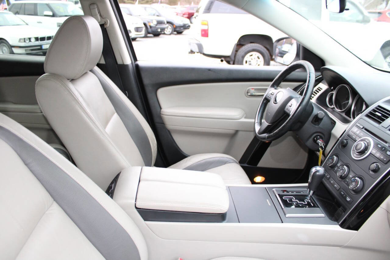 Used 2011 MAZDA CX-9 Touring image 11