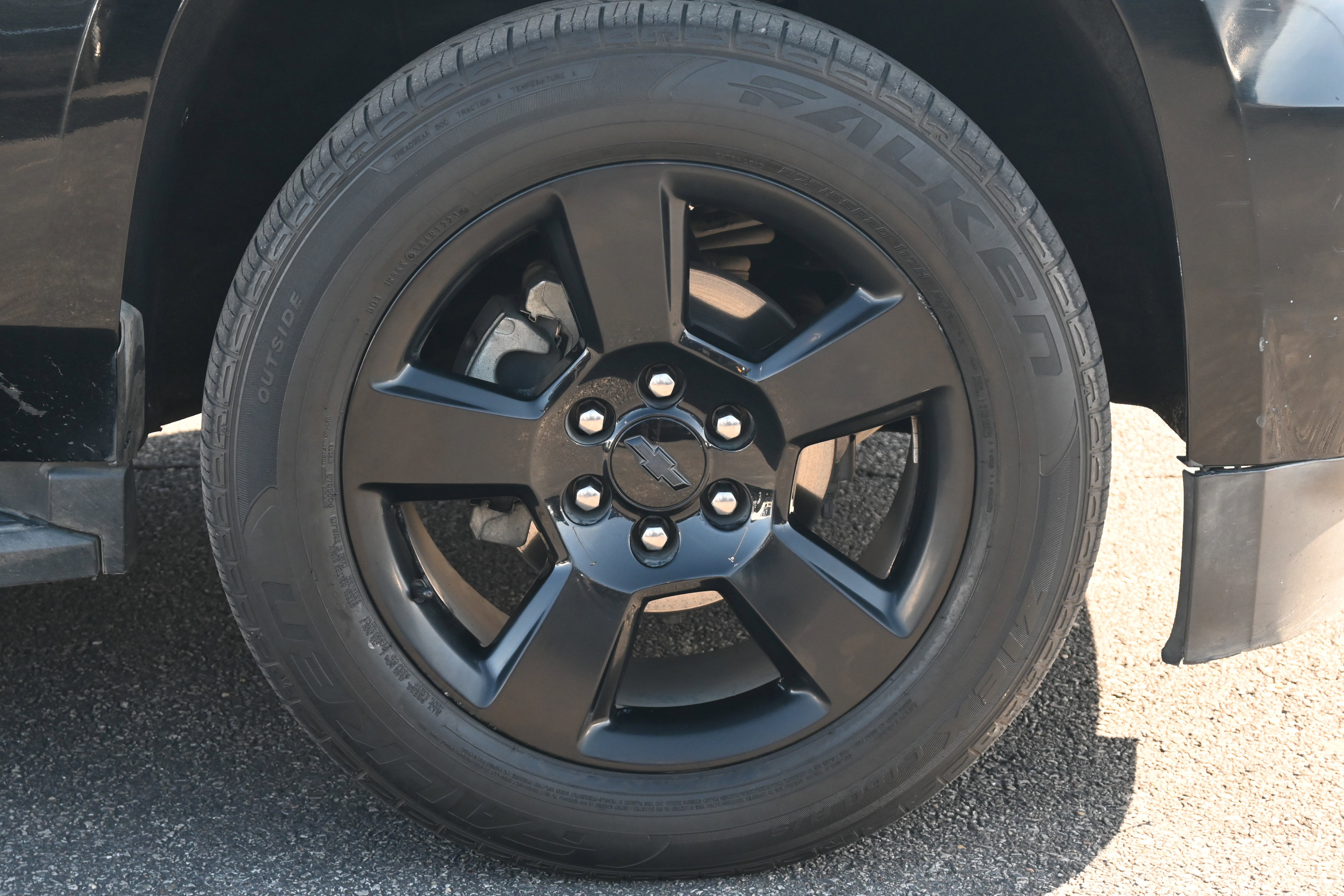 Used 2019 Chevrolet Tahoe LT image 15