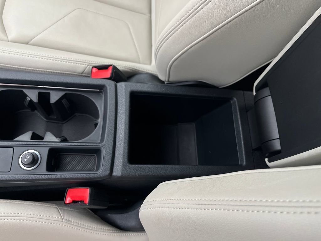 Used 2024 Audi Q3 2.0T Premium image 26