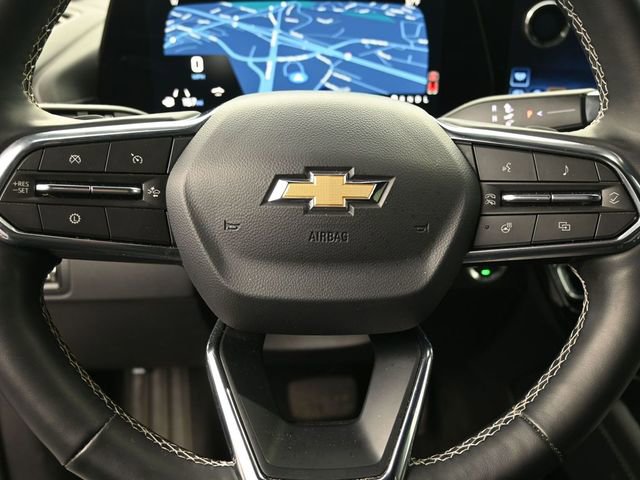 Used 2025 Chevrolet Traverse LT image 12