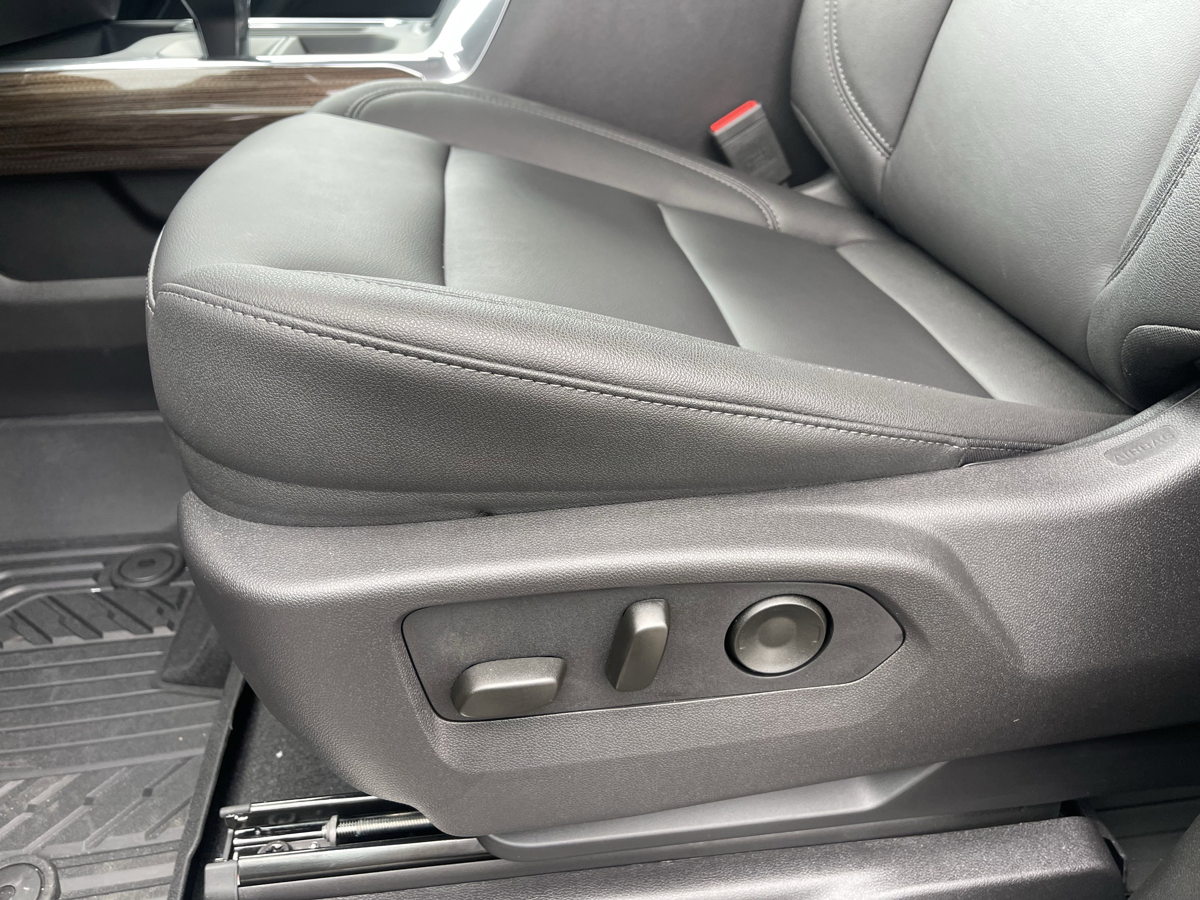 New 2026 Chevrolet Silverado 1500 LT Trail Boss w/ Convenience Package II image 27