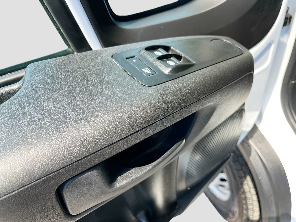 Used 2025 RAM ProMaster 1500 FWD image 17