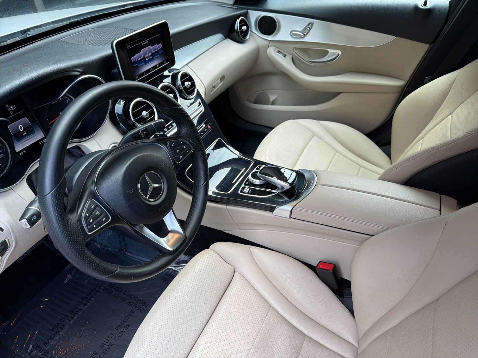 Used 2015 Mercedes-Benz C 300 4MATIC Sedan image 9