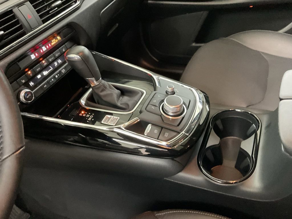 Used 2023 MAZDA CX-9 Touring image 18