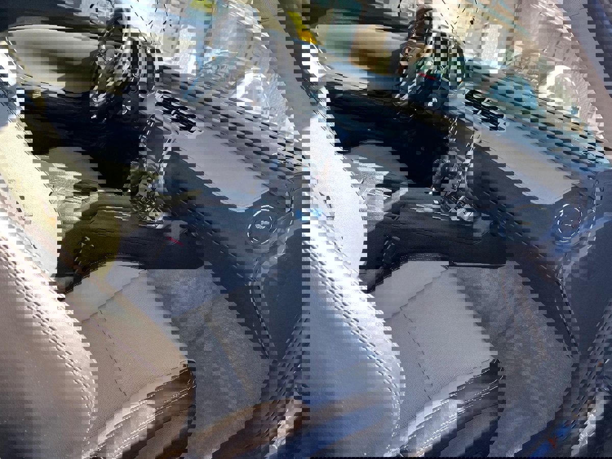 Used 2014 Chevrolet Camaro SS image 30