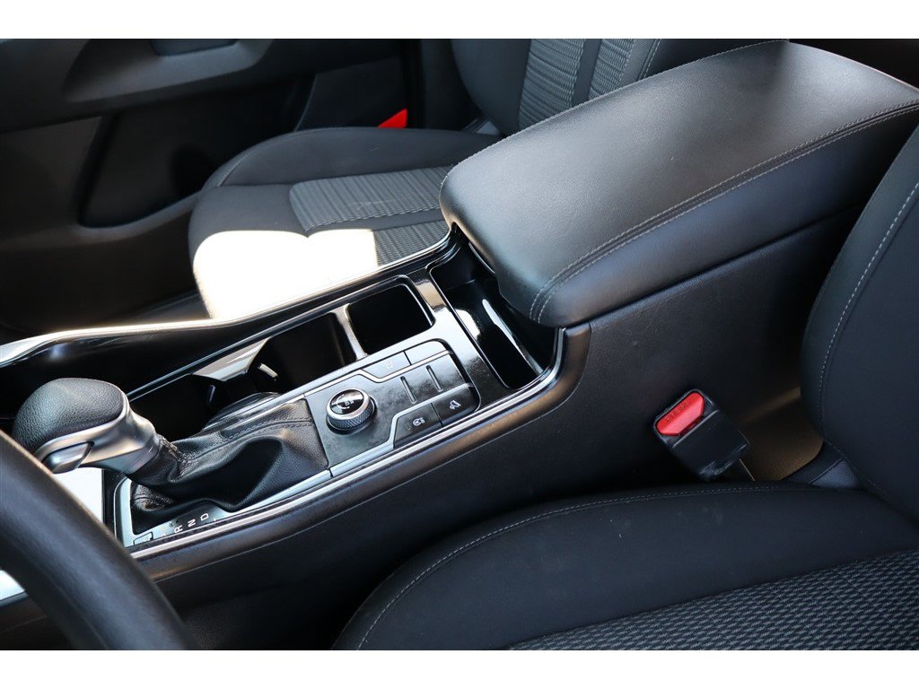 Used 2022 Kia Sorento LX FWD image 17