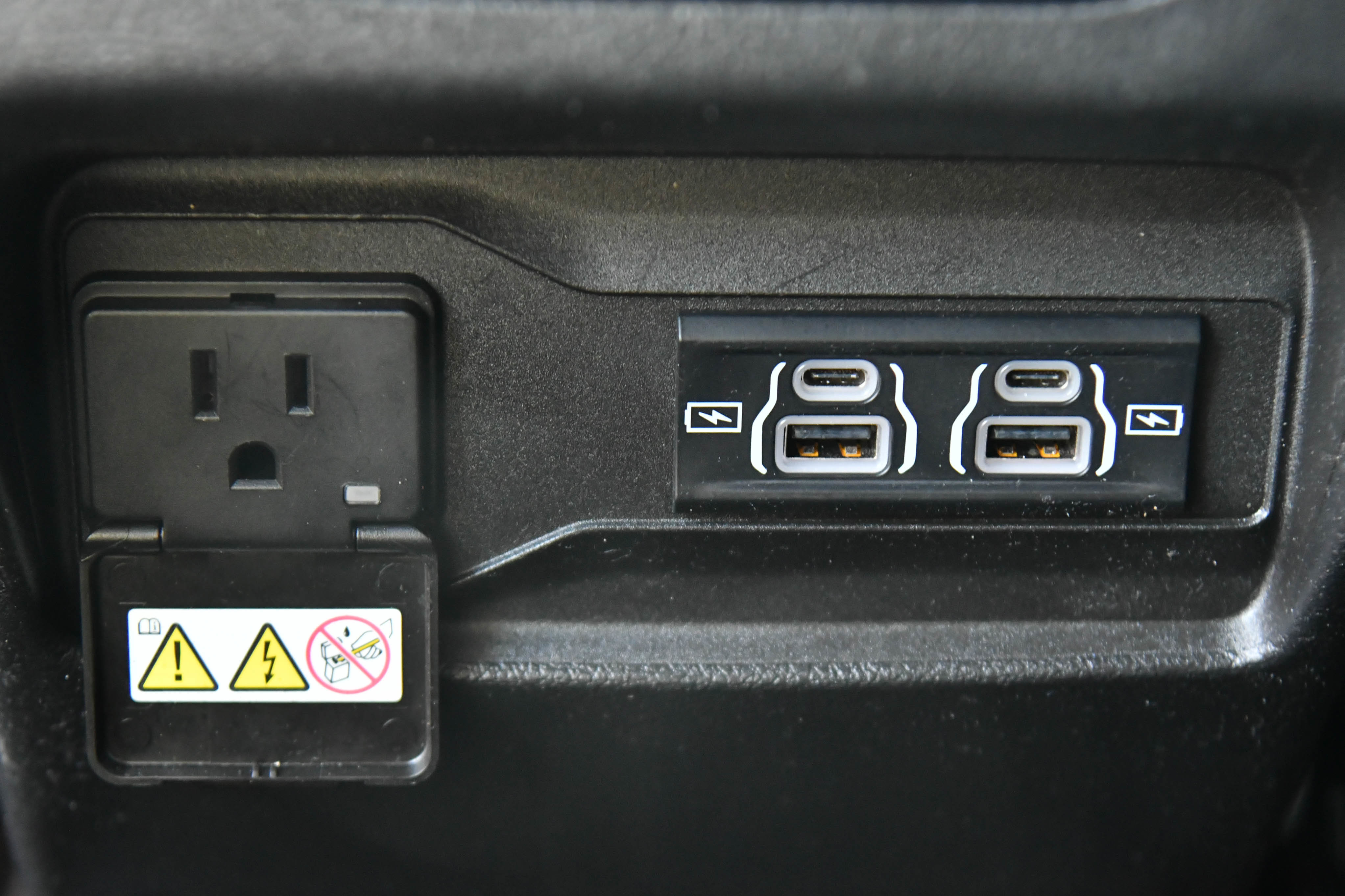 Used 2022 Jeep Grand Cherokee L Limited image 46