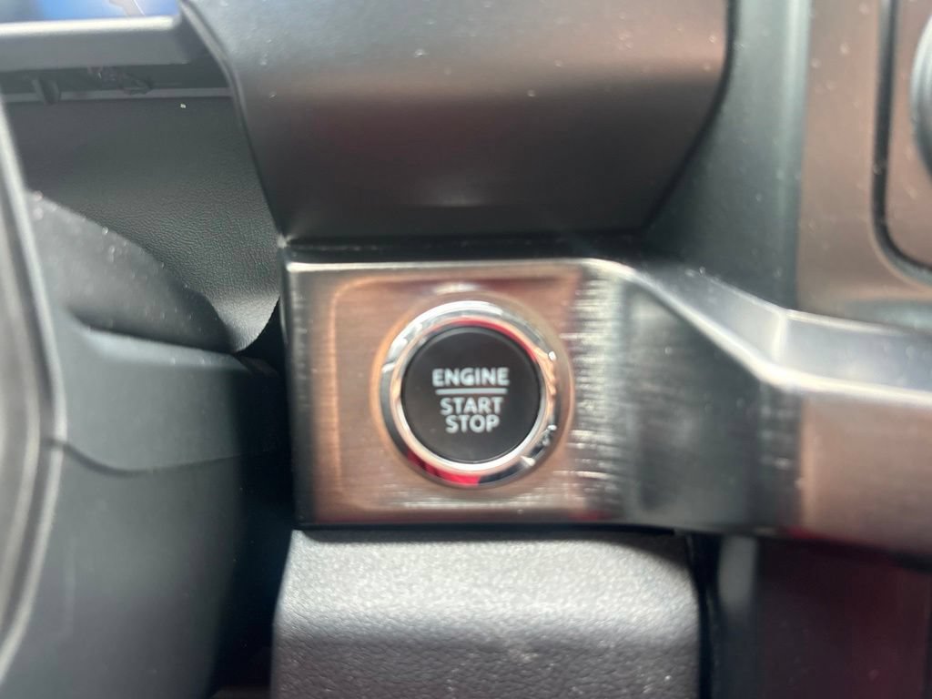 Used 2023 Ford F350 Lariat w/ Lariat Ultimate Package AWD/4WD image 26
