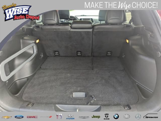 Used 2015 Jeep Cherokee Trailhawk w/ Comfort/Convenience Group AWD/4WD image 18