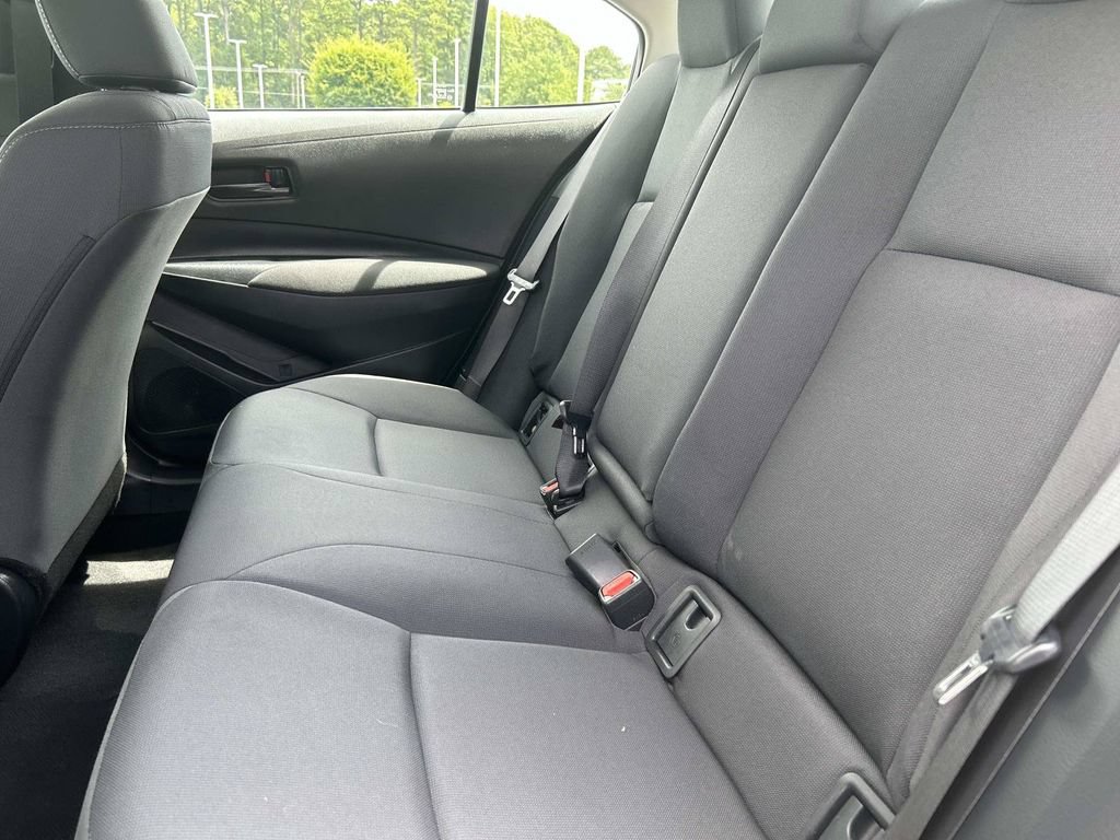 Used 2023 Toyota Corolla LE FWD image 13