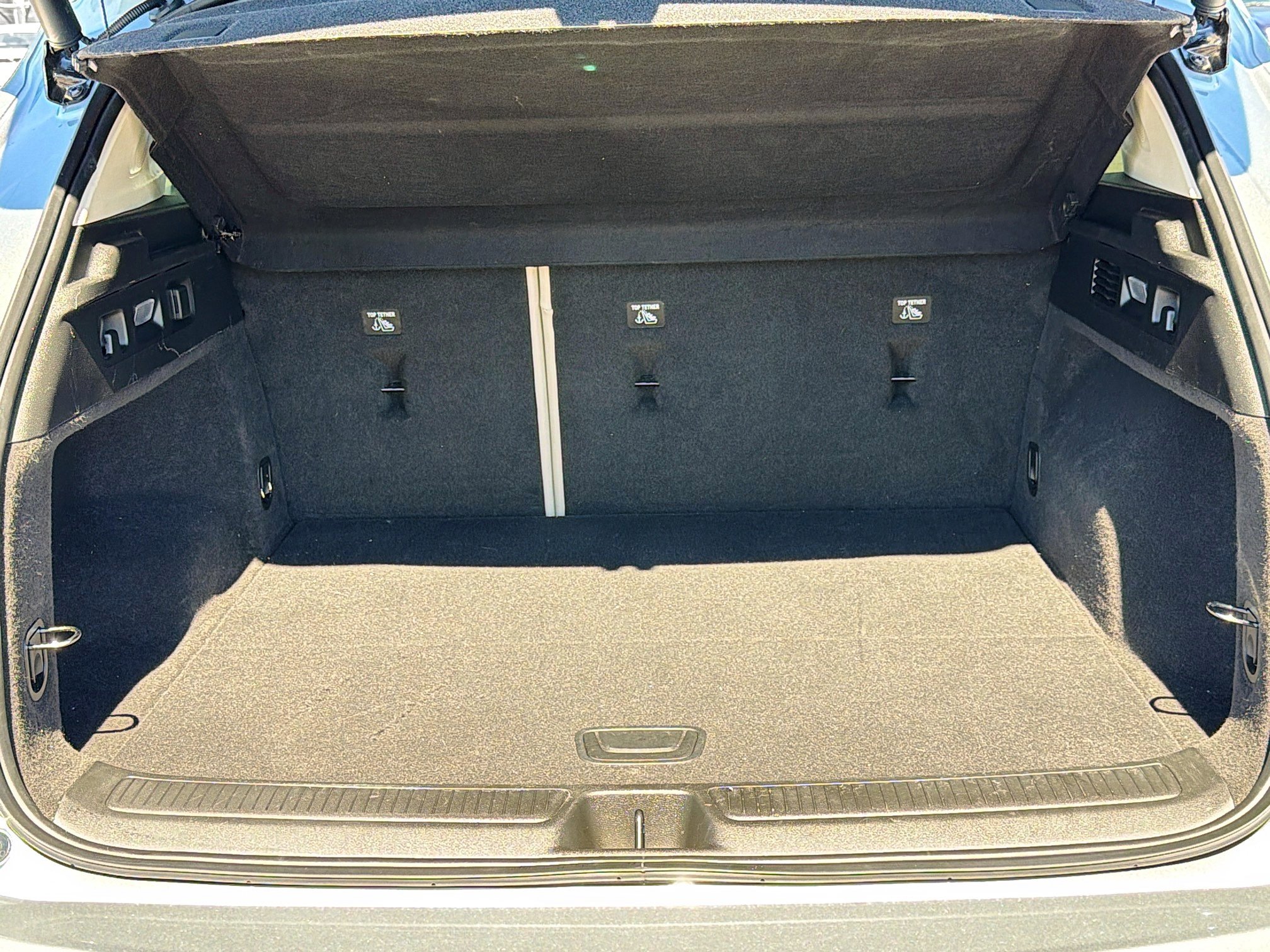 Used 2023 Buick Envision Avenir image 12