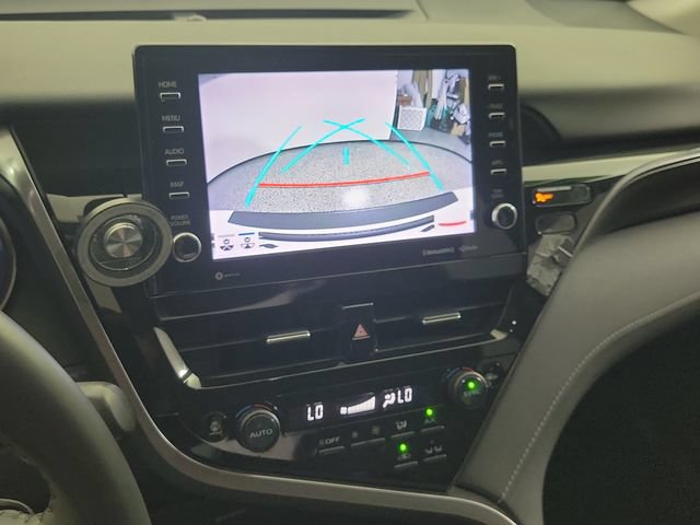 Used 2022 Toyota Camry XSE FWD image 27