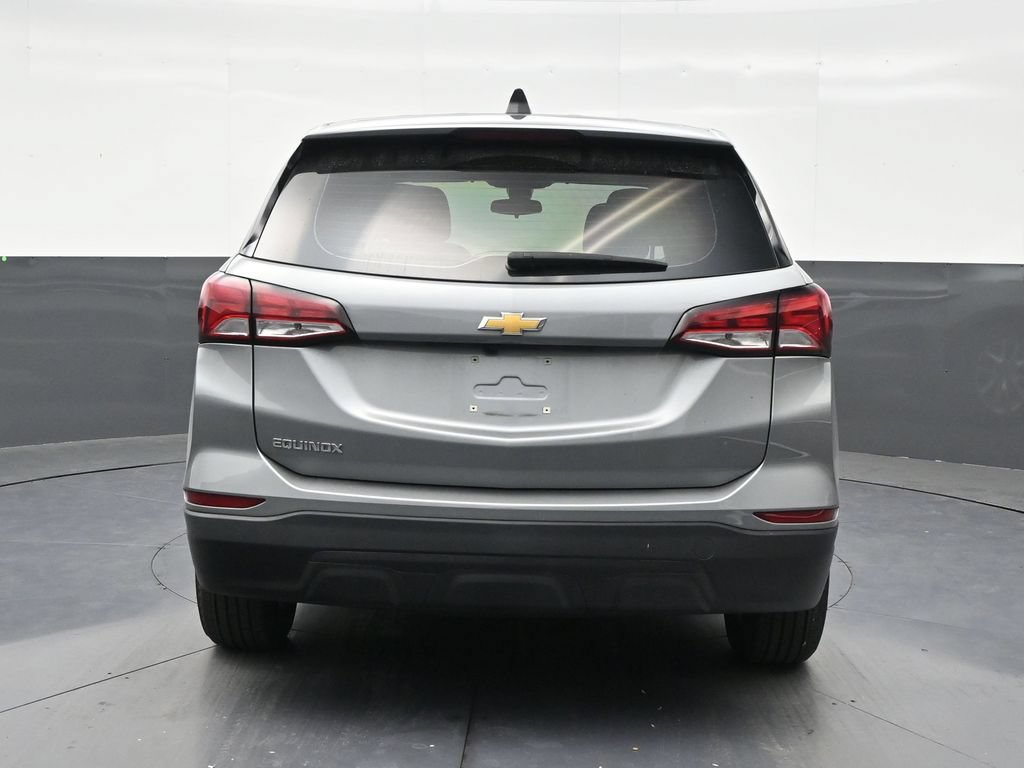 Used 2024 Chevrolet Equinox LS FWD image 4