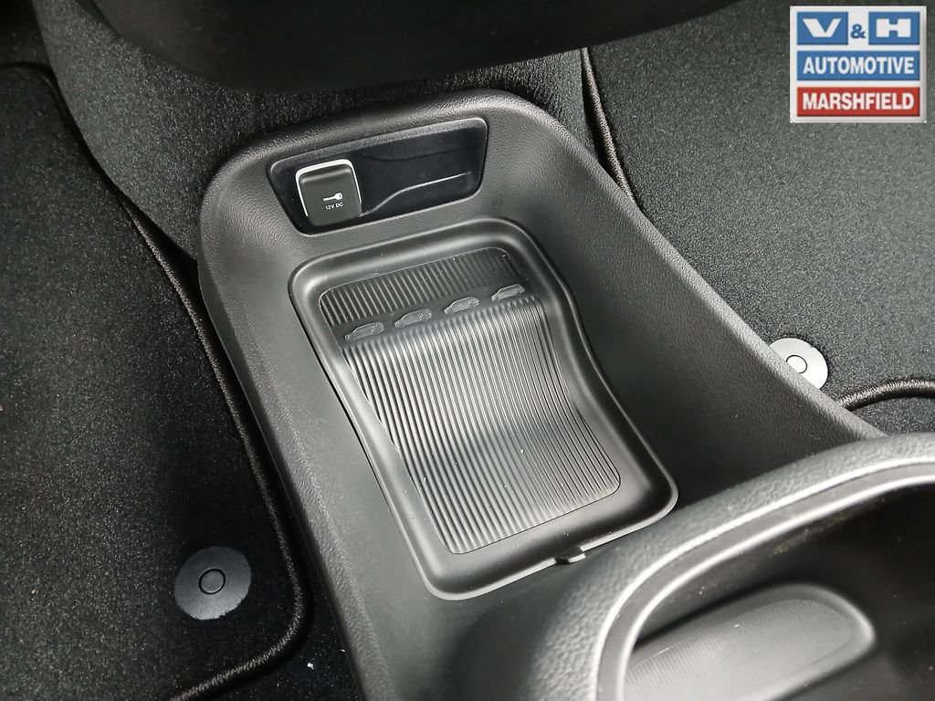 New 2026 Chrysler Voyager LX FWD image 23