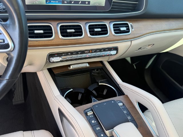 Used 2022 Mercedes-Benz GLE 350 4MATIC image 16