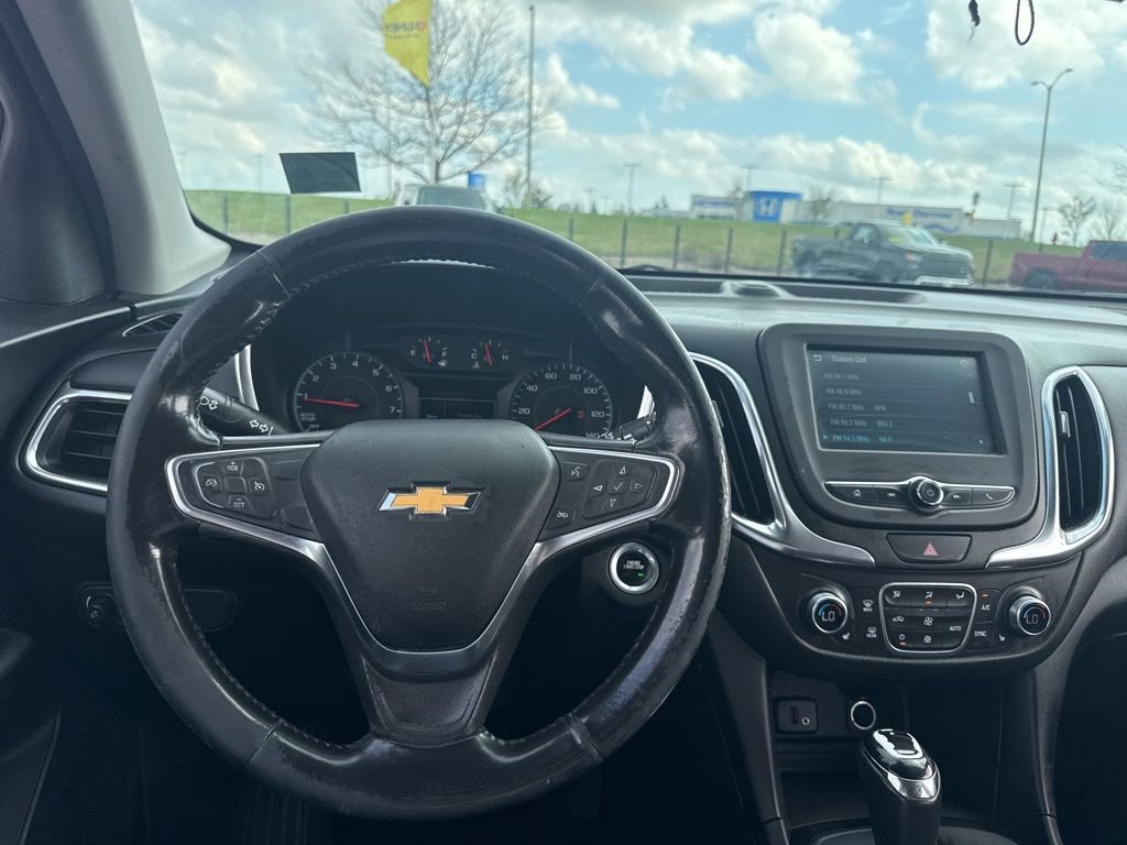 Used 2018 Chevrolet Equinox LT image 23