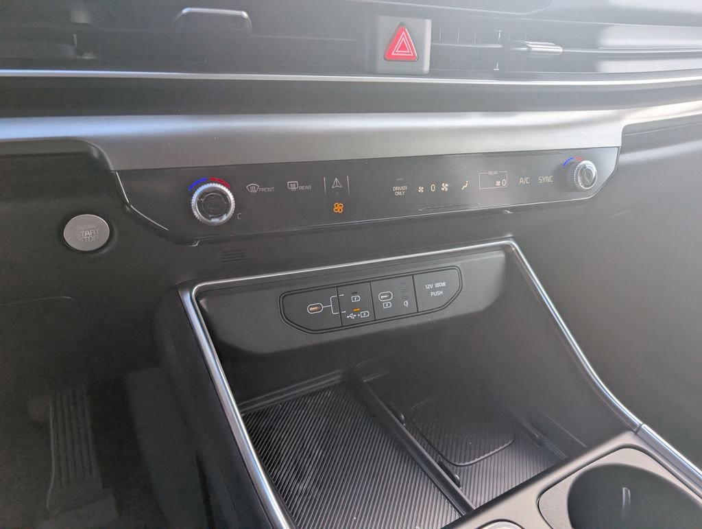 New 2025 Kia Carnival SX Prestige FWD image 21