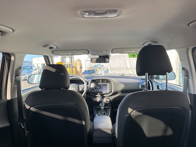 Certified 2025 Kia Soul LX image 28