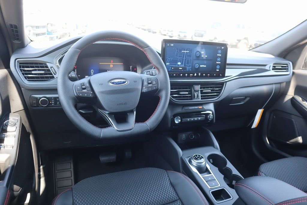 New 2026 Ford Escape ST-Line w/ Tech Pack #1 image 2