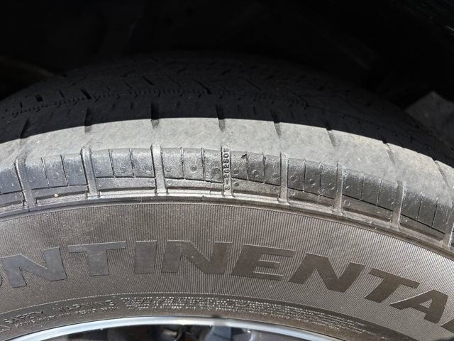 Used 2019 INFINITI QX60 Luxe w/ Essential Package image 28