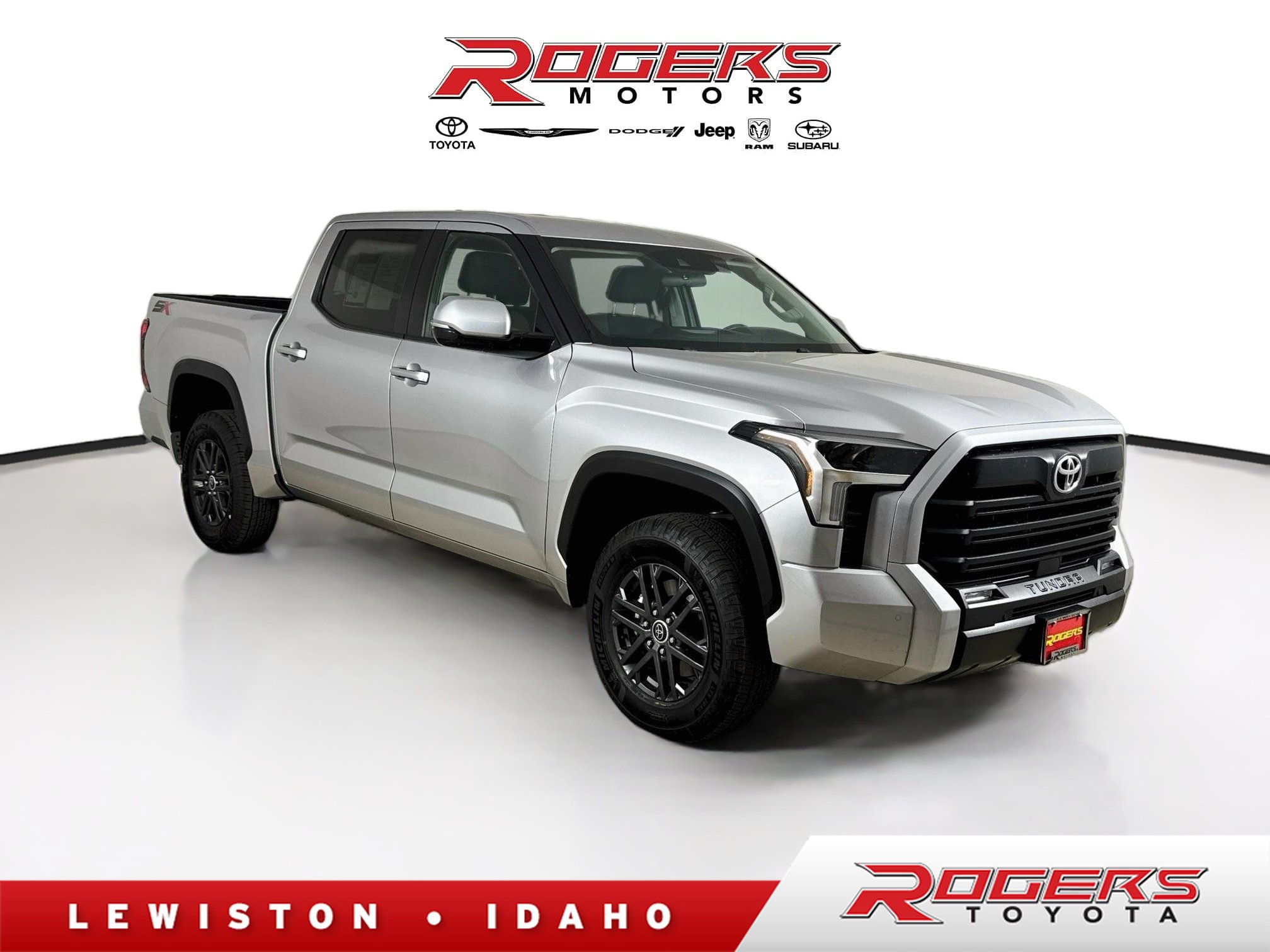 Used 2024 Toyota Tundra SR5 w/ SR5 Convenience Package AWD/4WD image 1