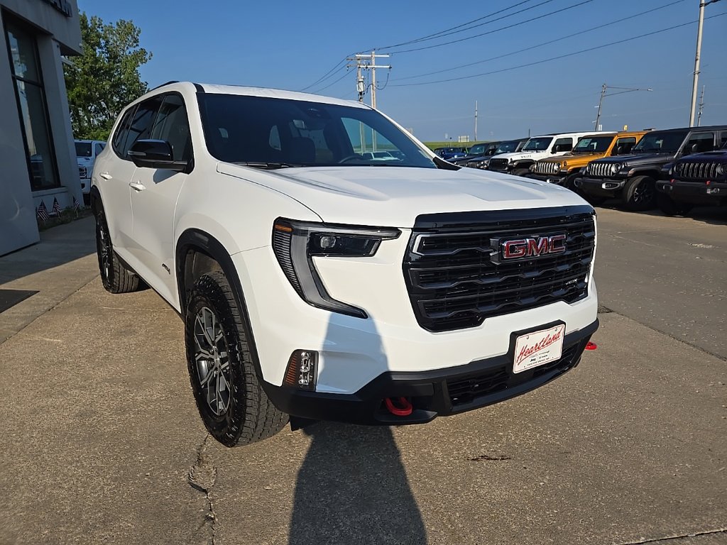 Used 2026 GMC Acadia AT4 w/ Luxury Package AWD/4WD image 16