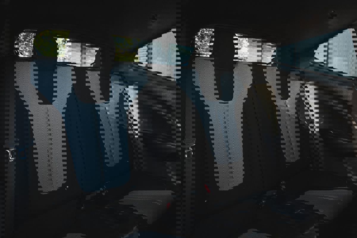 Used 2019 Hyundai Veloster 2.0 image 13