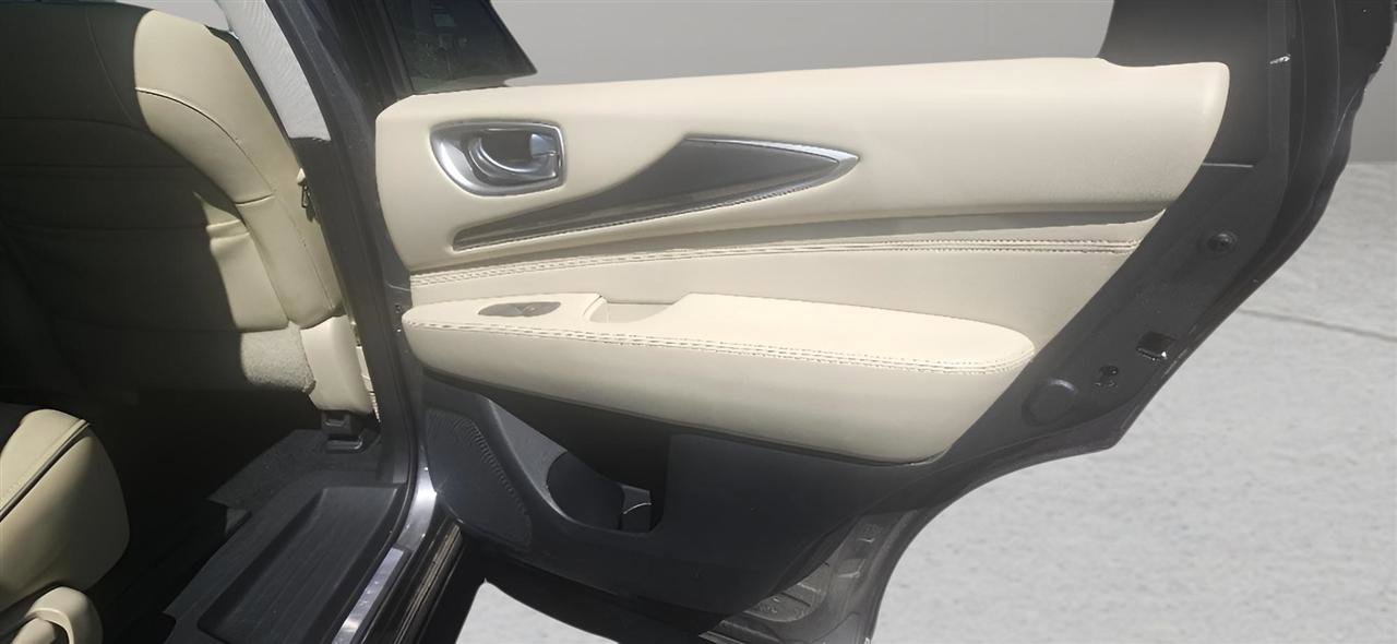 Used 2018 INFINITI QX60 FWD image 28