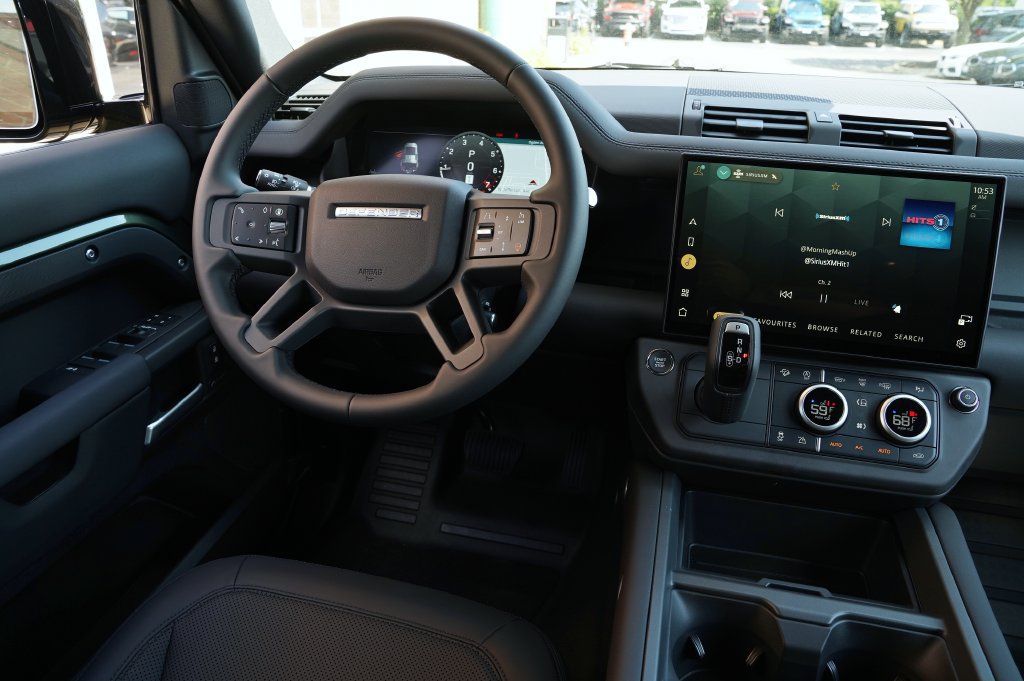 New 2026 Land Rover Defender 110 S AWD/4WD image 15
