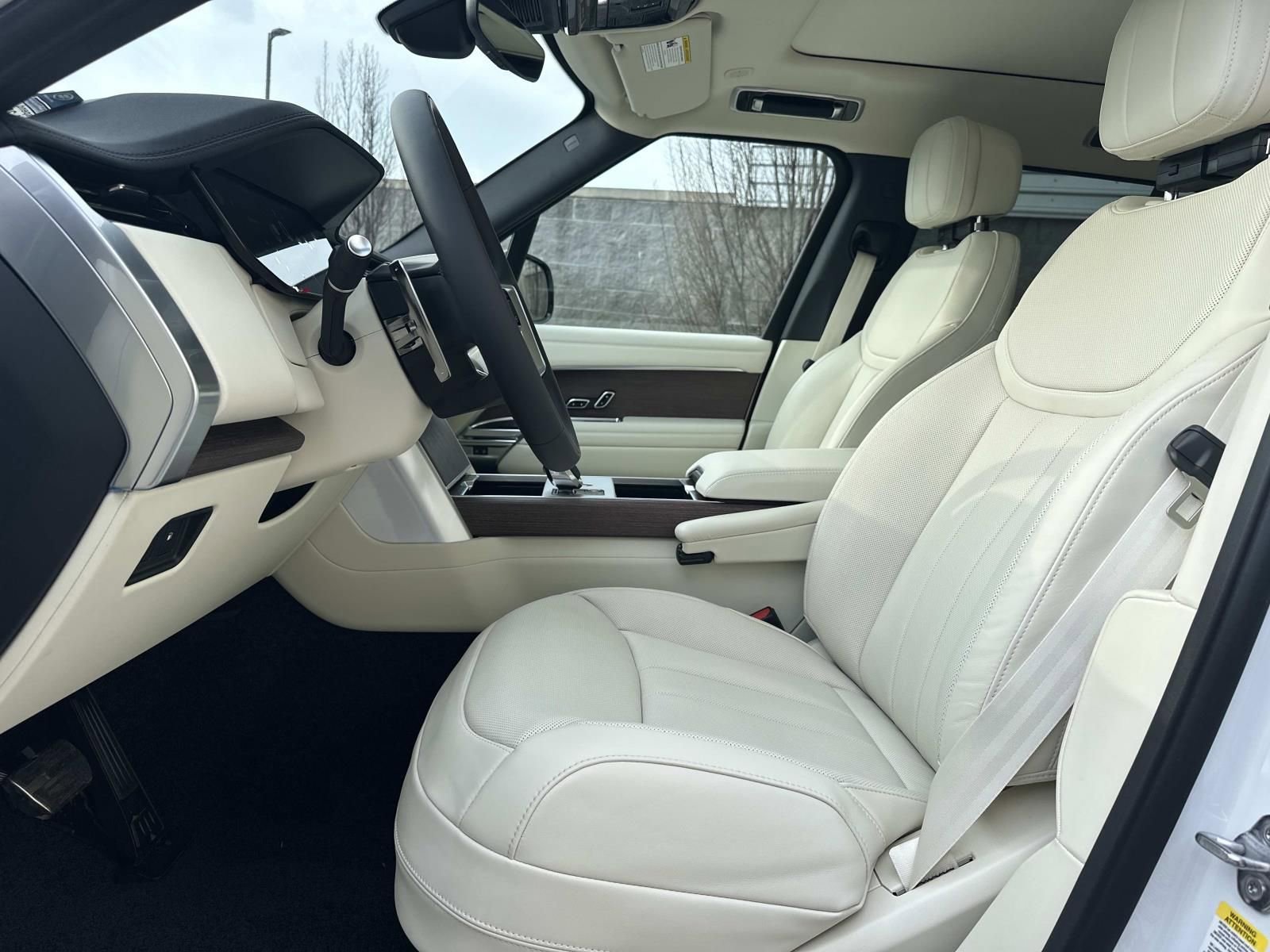New 2026 Land Rover Range Rover SE AWD/4WD image 12