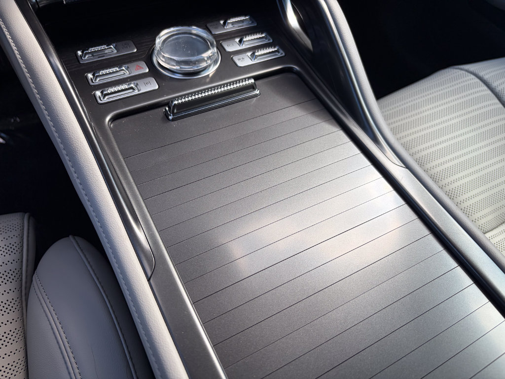 New 2026 Lincoln Nautilus Reserve AWD/4WD image 37