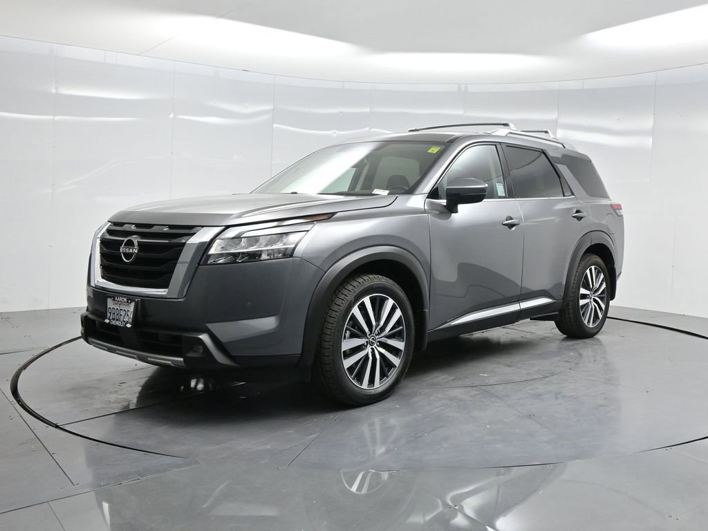Used 2022 Nissan Pathfinder Platinum w/ Cargo Package image 78
