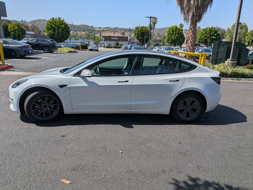 Used 2023 Tesla Model 3 Standard Range RWD image 6