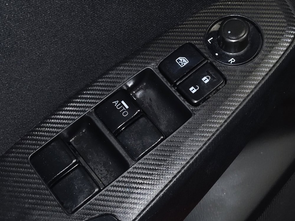 Used 2014 MAZDA MAZDA3 i SV image 27