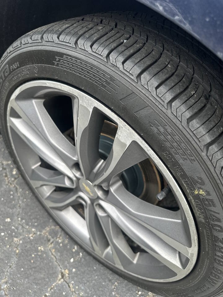 Used 2017 Chevrolet Malibu LS FWD image 5